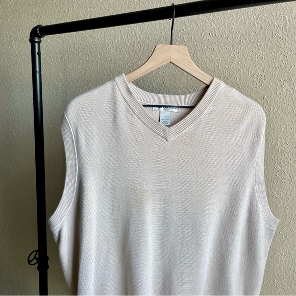 Sweater vest - Picture 2 of 5